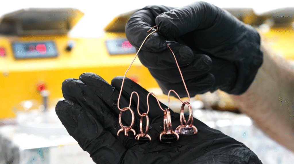 ציפוי זהב אדום